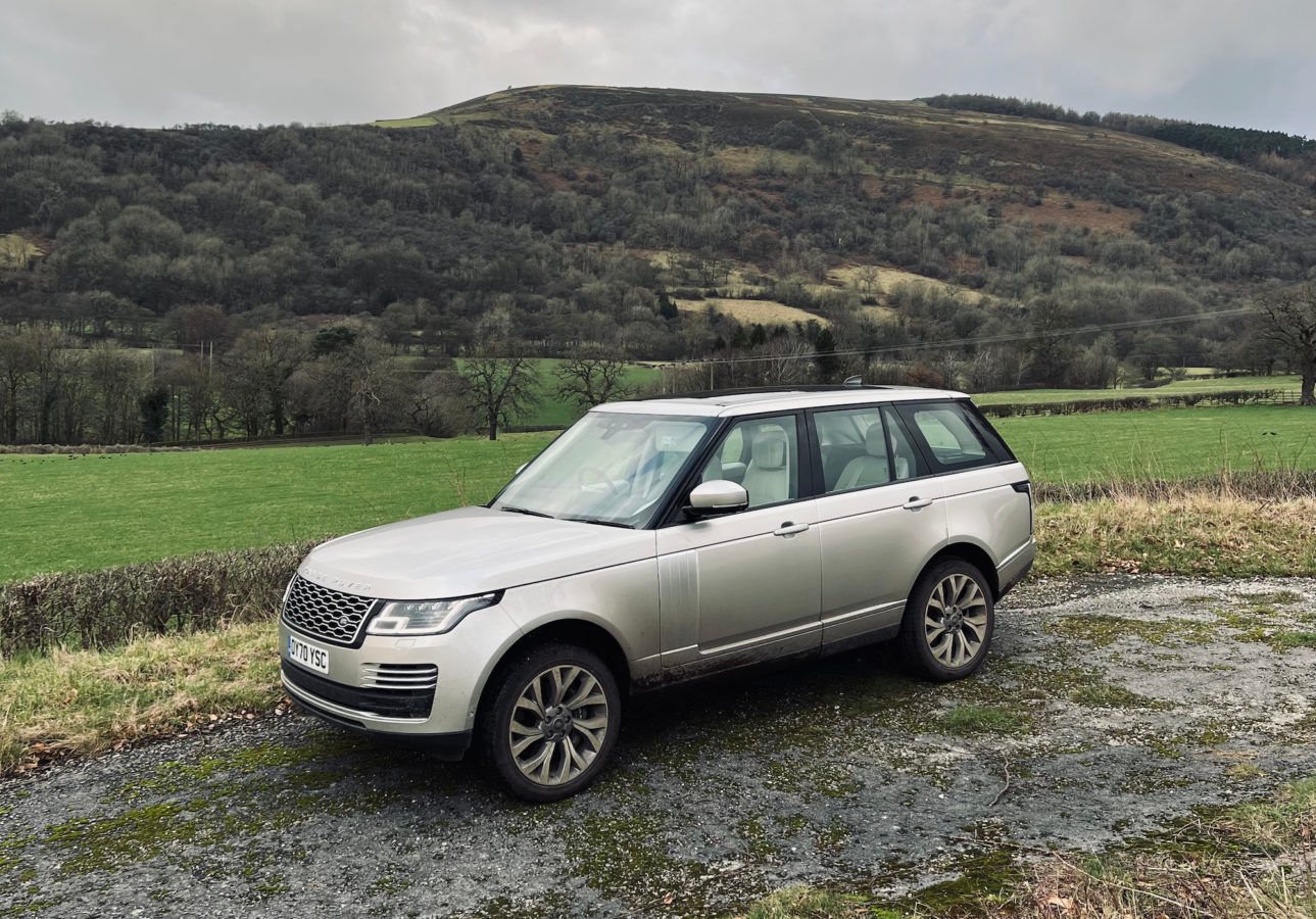 Range Rover D50 Oh, the places you'll go with the Range Rover D350 Autobiography