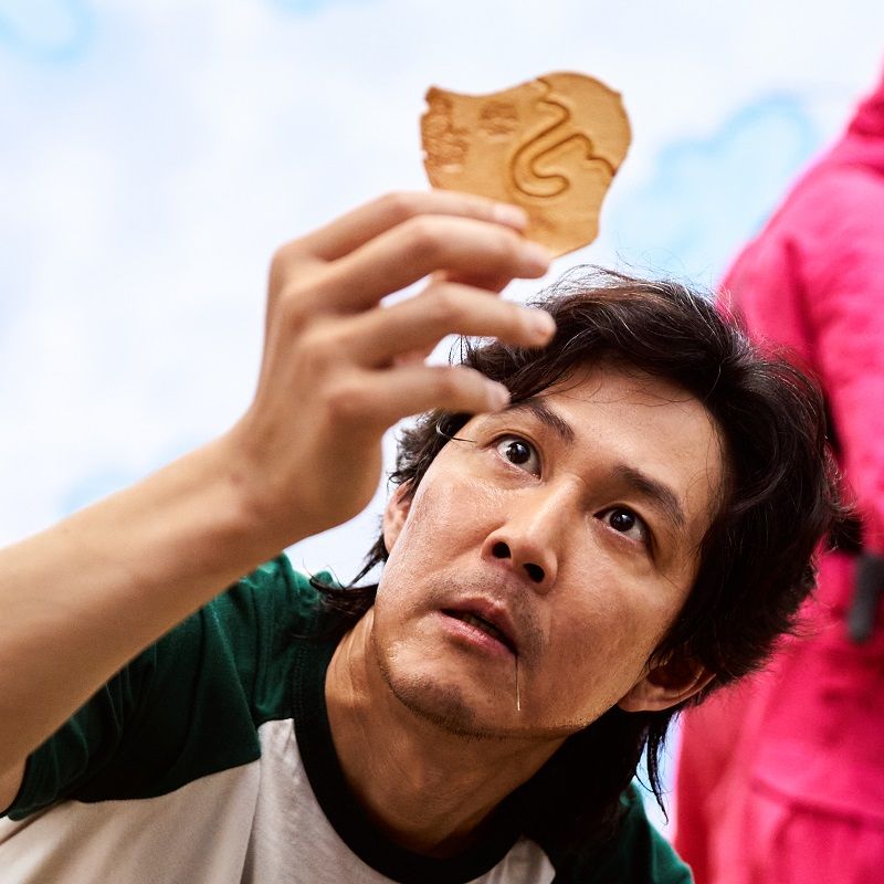 Turns out the killer doll on ‘Squid Game’ season 2 has a boyfriend