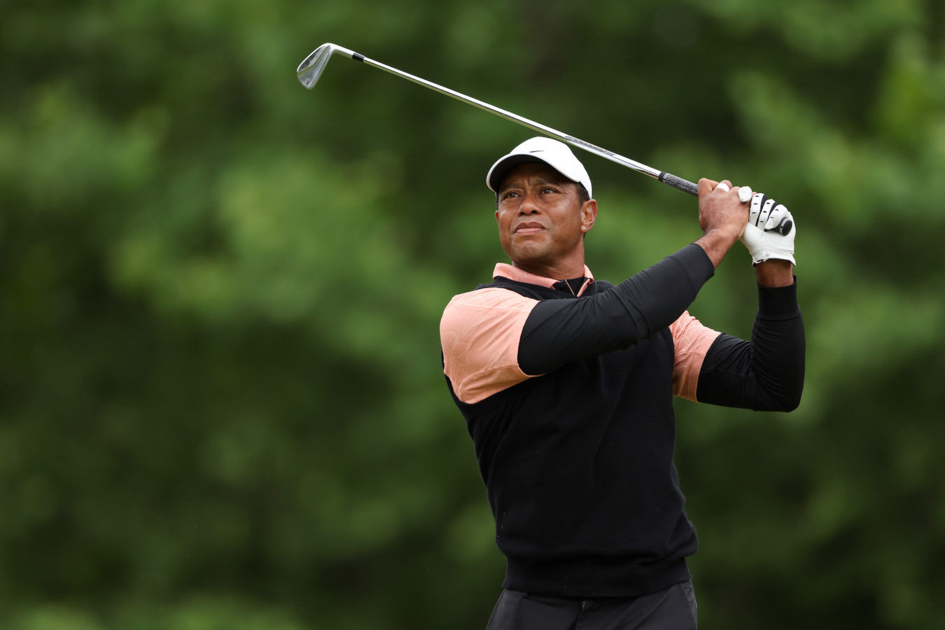 Tiger Woods is now the third billionaire athlete