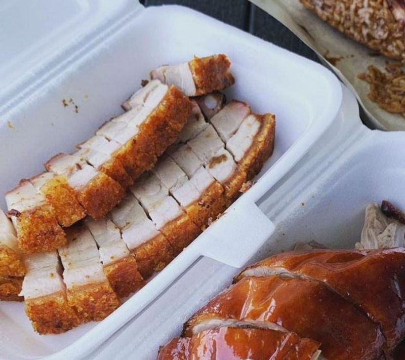 8 places in Singapore that serve the best roast pork belly