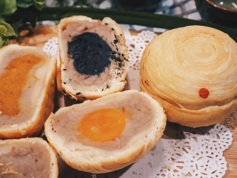 best teochew mooncakes in singapore 2023 mid autumn festival yam paste mooncake