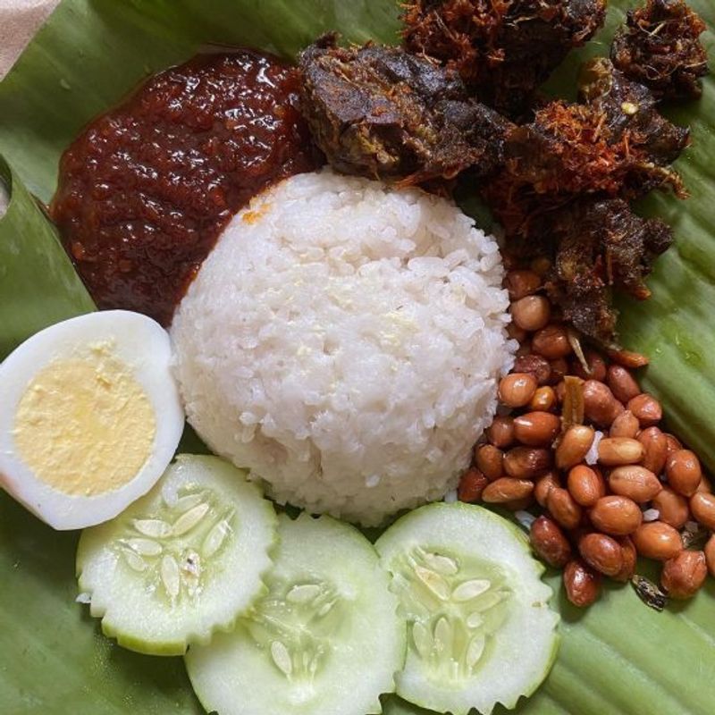 14 best nasi lemak stalls in Malaysia's KL and PJ today