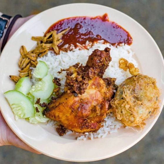 14 best nasi lemak stalls in Malaysia