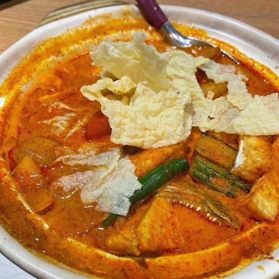 7 best curry fish head in Singapore for a spicy treat on rainy days