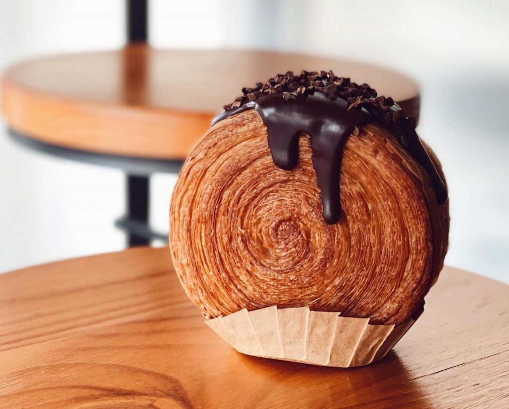 7 bakeries in Singapore to get the flakiest circular croissants from