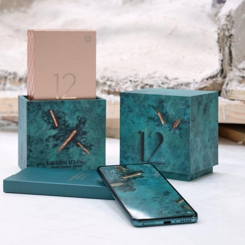 スマートフォン本体 Xiaomi 12T Pro Daniel Arsham Edition Xiaomi and Daniel Arsham collaborate for limited edition 12T Pro