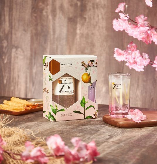 Roku Gin Festive Kit
