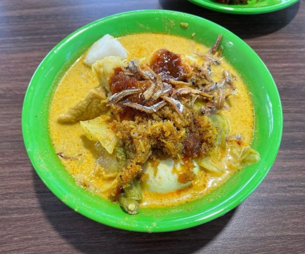 8 best food stalls to eat at Margaret Drive Hawker Centre