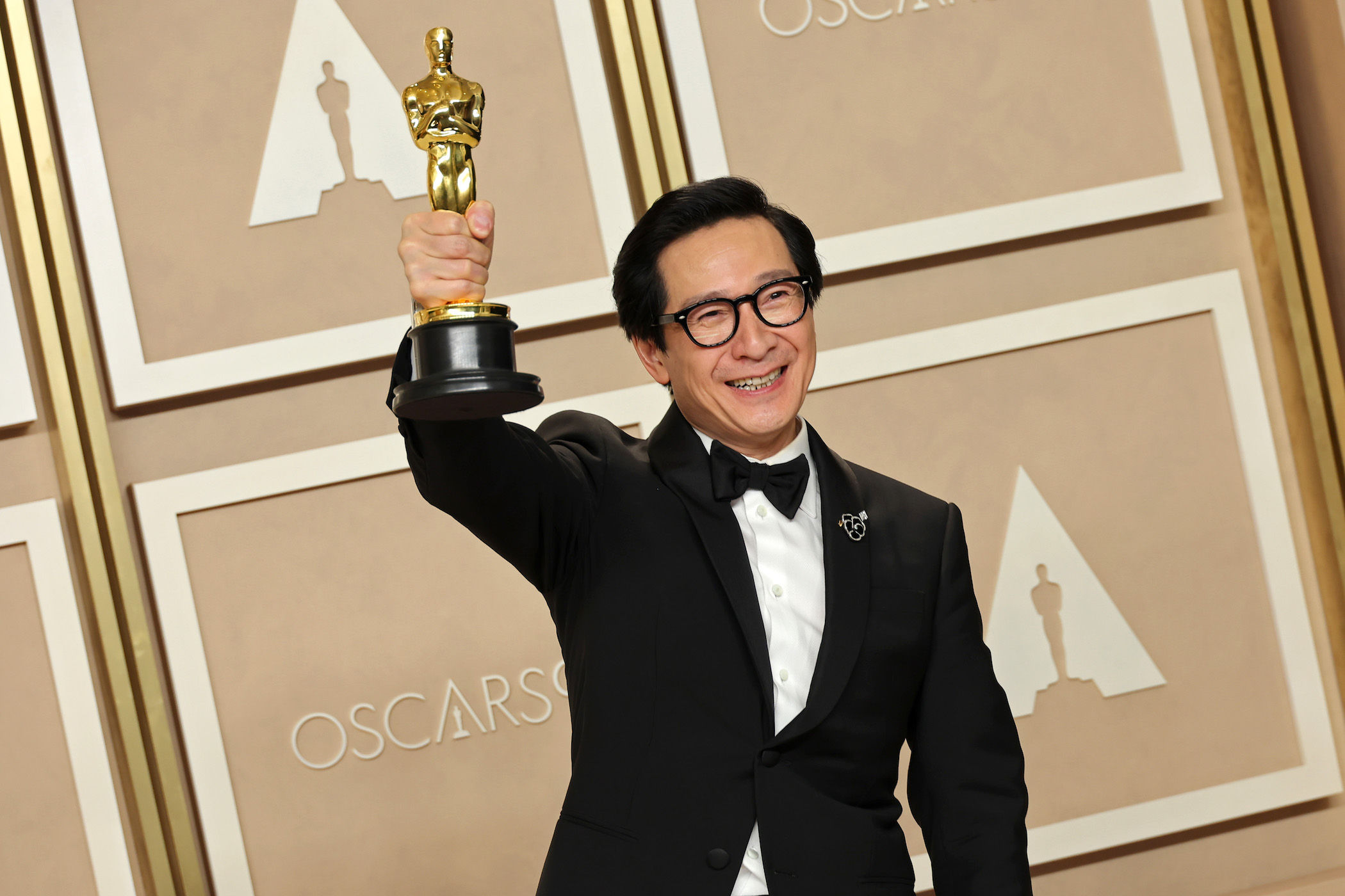 Oscars 2023 Ke Huy Quan scripts history with Best Supporting Actor win