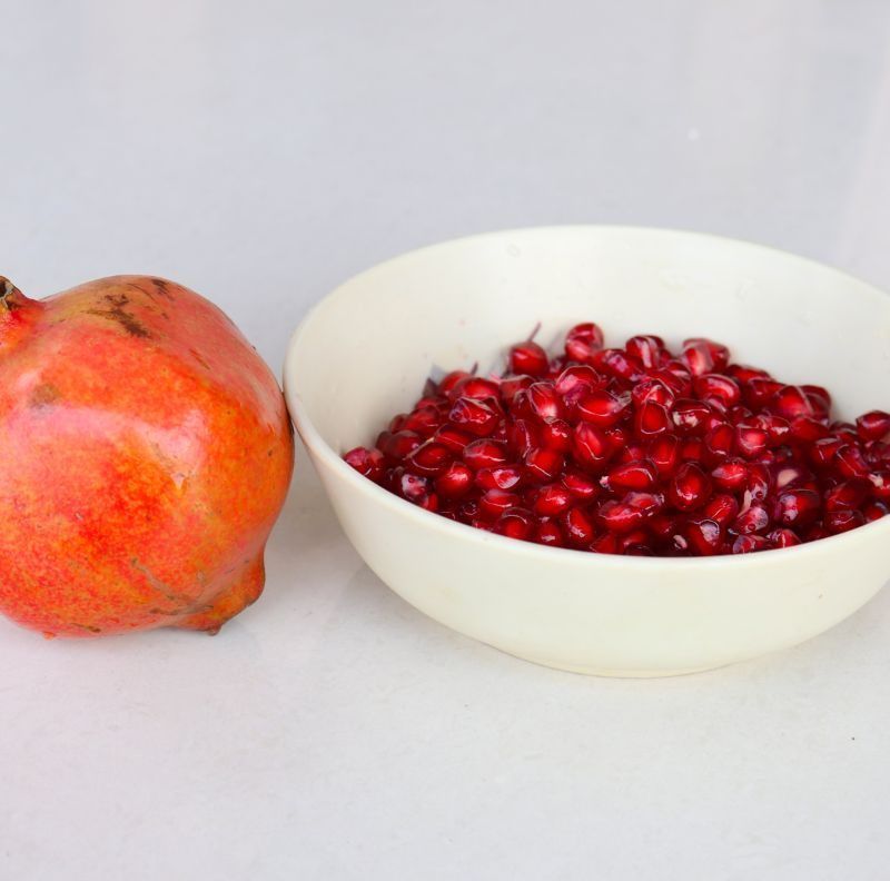 6 benefits of pomegranate juice that prove it's a powerhouse fruit
