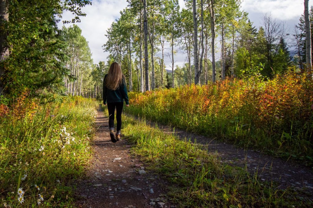 What is a nature bath and how can it help with anxiety?