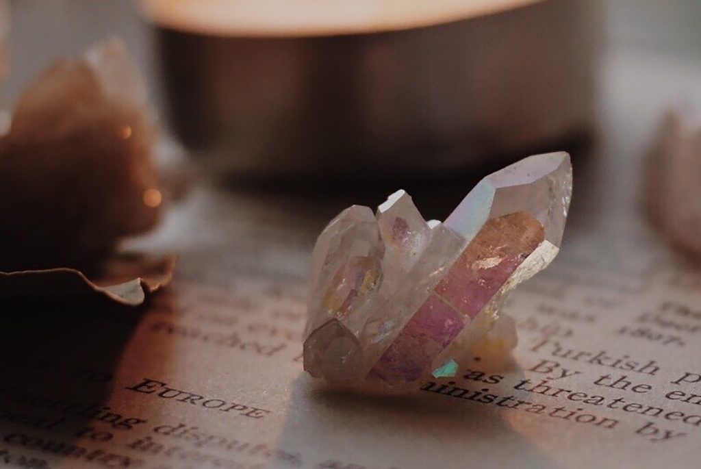 Crystals for zodiac signs: Keep away bad vibes with these healing stones