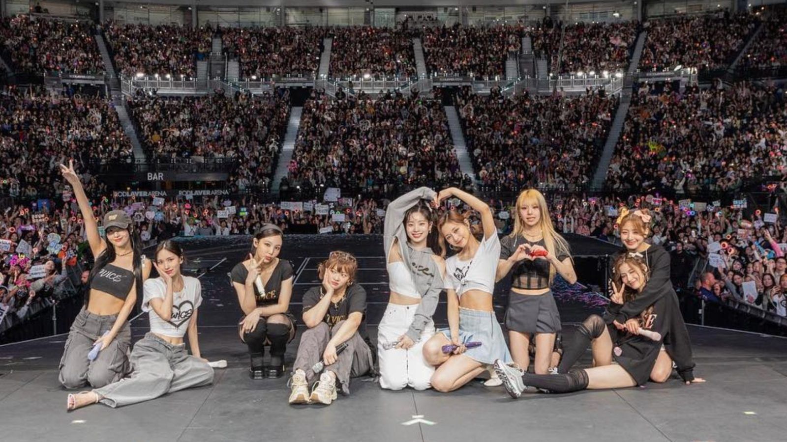 TWICE announces more dates for 'READY TO BE World Tour
