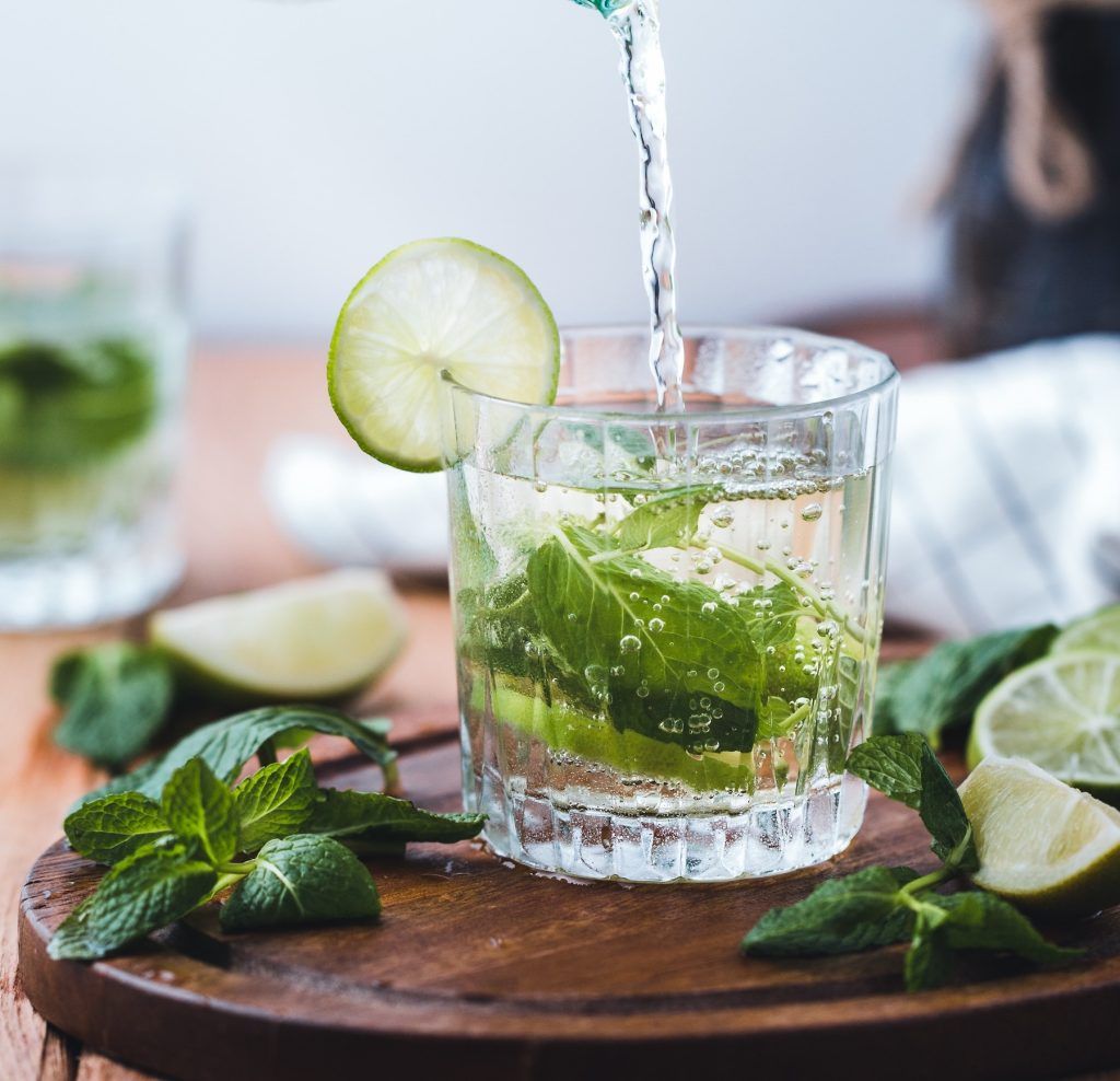 6 mint water benefits that’ll get you hooked on this superdrink