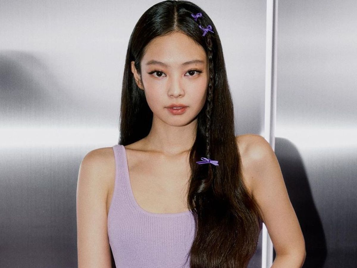 Blackpink's Jennie has just been named the fourth and newest face of the  Chanel 22 bag