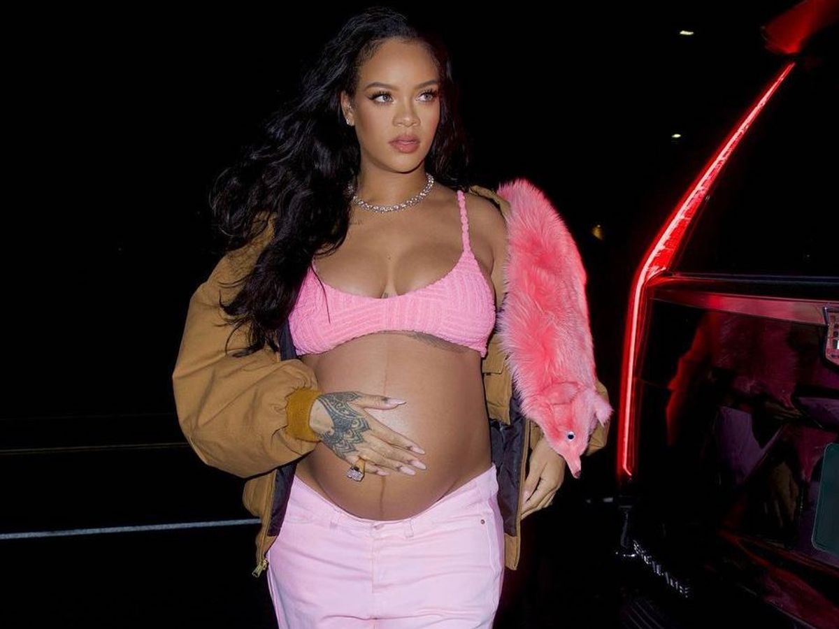 Pregnant Rihanna Baby Bump in Pharrell's Louis Vuitton Menswear