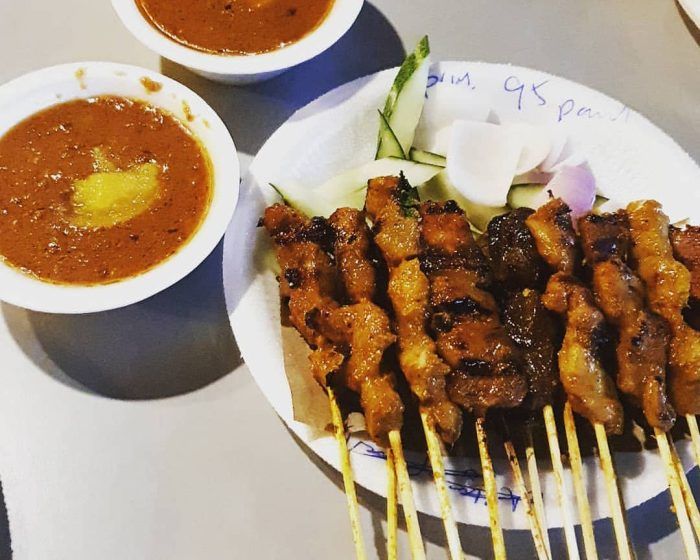 9 hawkers to check out for the best satay in Singapore