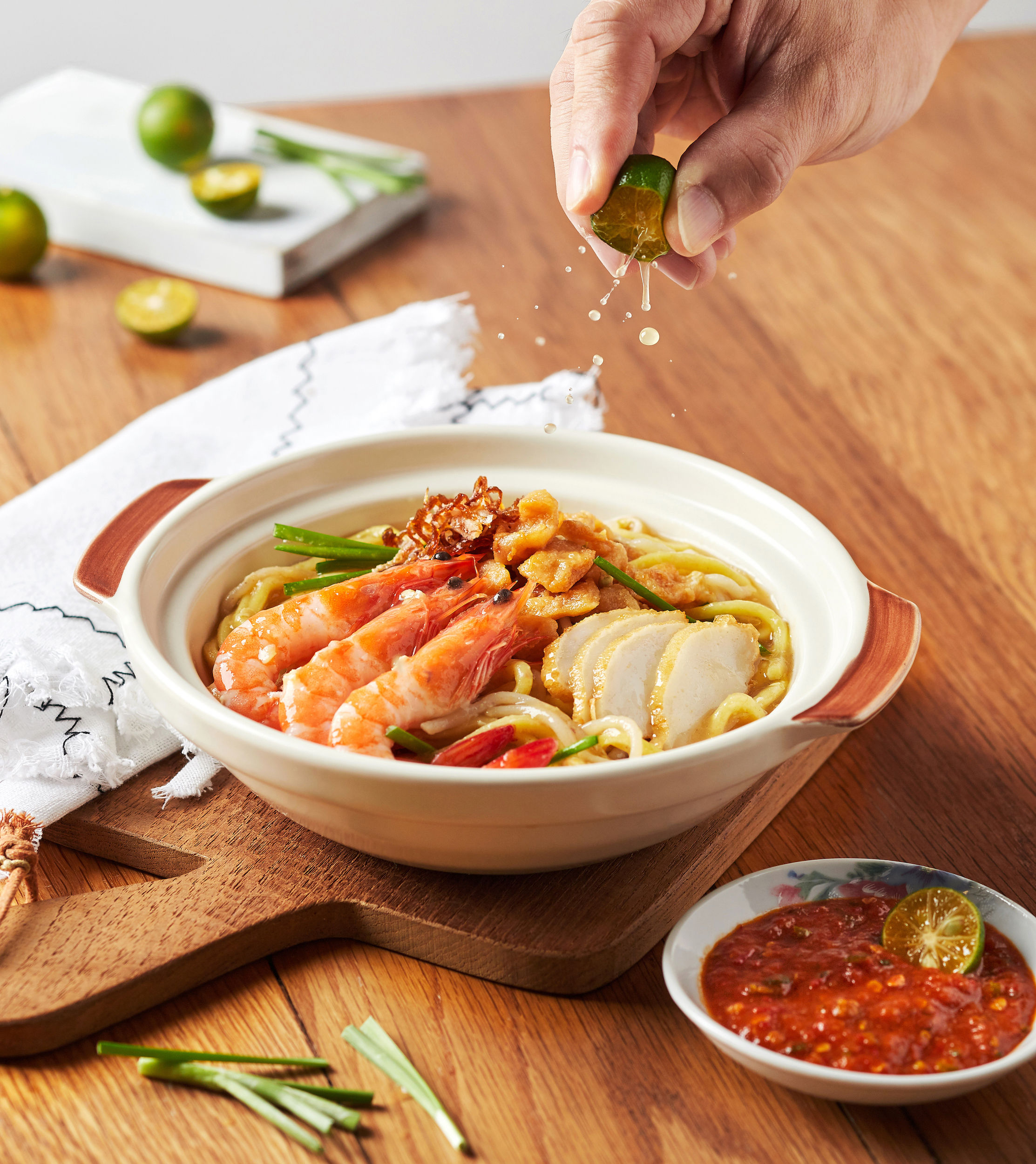 Toast Box Coffee House opens in Tiong Bahru with hawker food and kueh