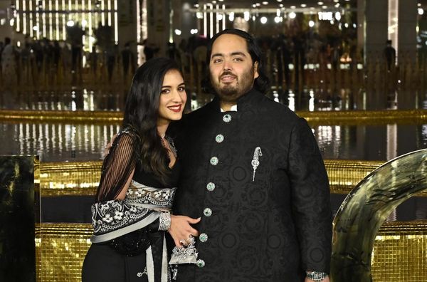 All about Anant Ambani and wife Radhika Merchant's immense net worth