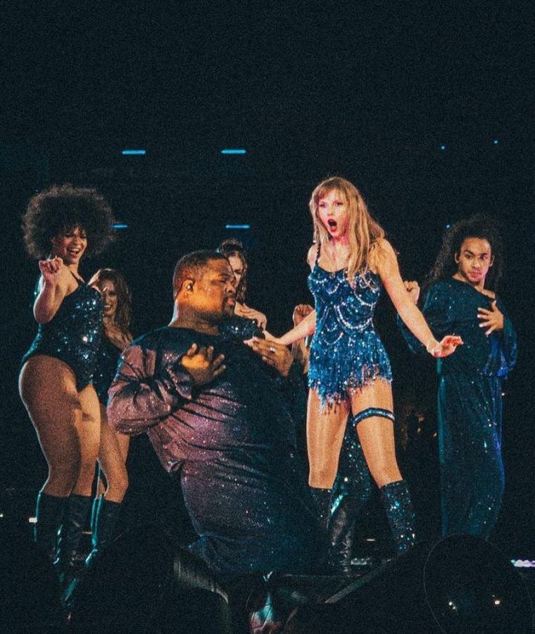 Kameron Saunders All about Taylor Swift's 'Eras Tour' dancer Kameron Saunders