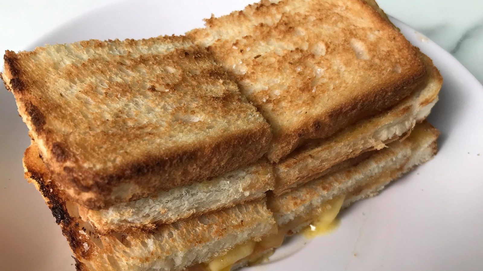 Singapore or Malaysia, whose Kaya toast is it?