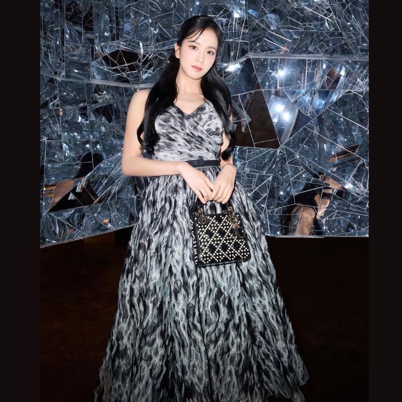 Jisoo Dior