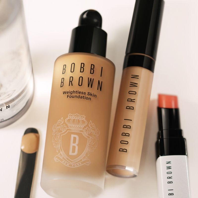 The 2024 way to apply liquid foundation