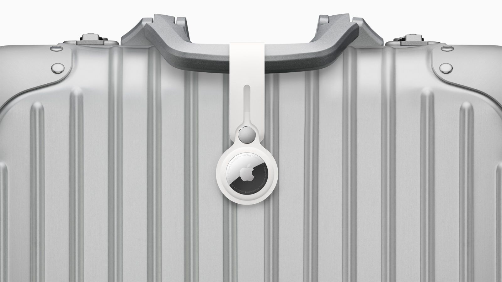 AirTags and more: 4 best smart trackers today to keep your luggage in sight