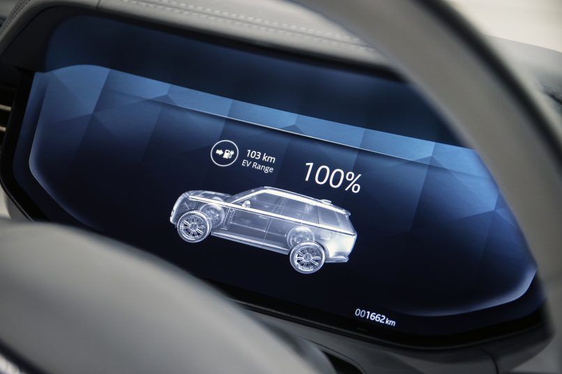 range rover 2025 phev plug in hybrid head up display