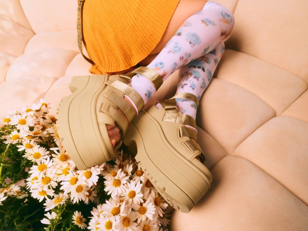 HANNI fronts the new UGG GoldenRise Sandal campaign as SS25