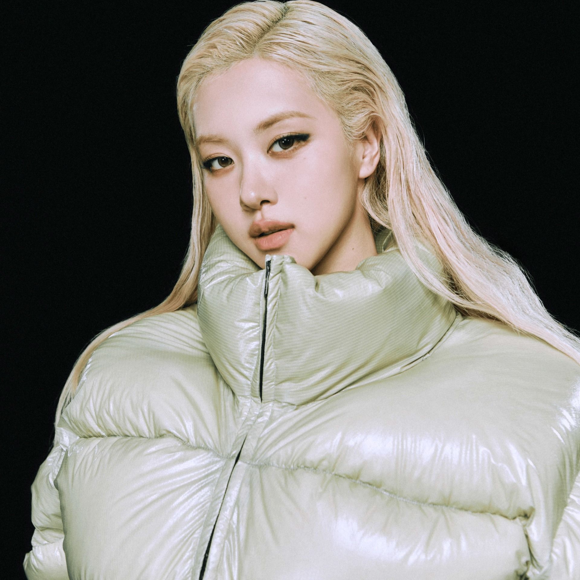 BLACKPINK_Rose_Jump_concept_ph