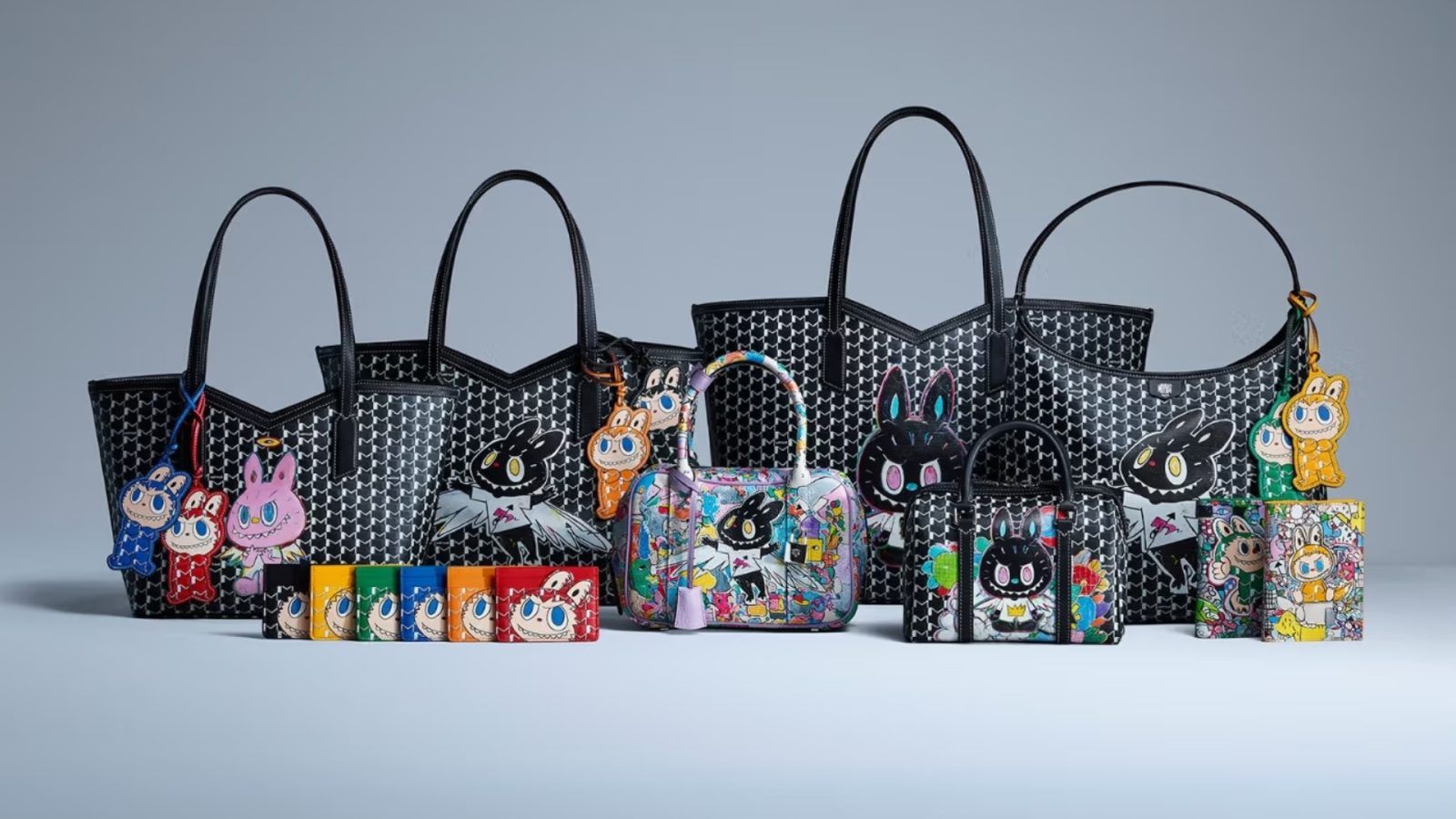 moynat labubu コラボ　セット販売 Labubu goes luxe on a Kasing Lung collab with French maison Moynat