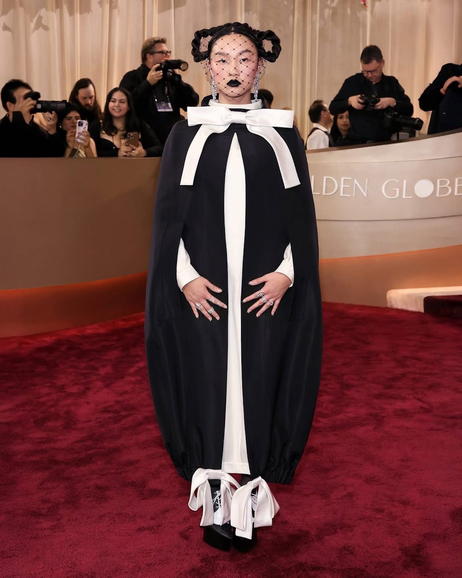 Golden Globes 2026: How Black Dresses Took Over The Red Carpet