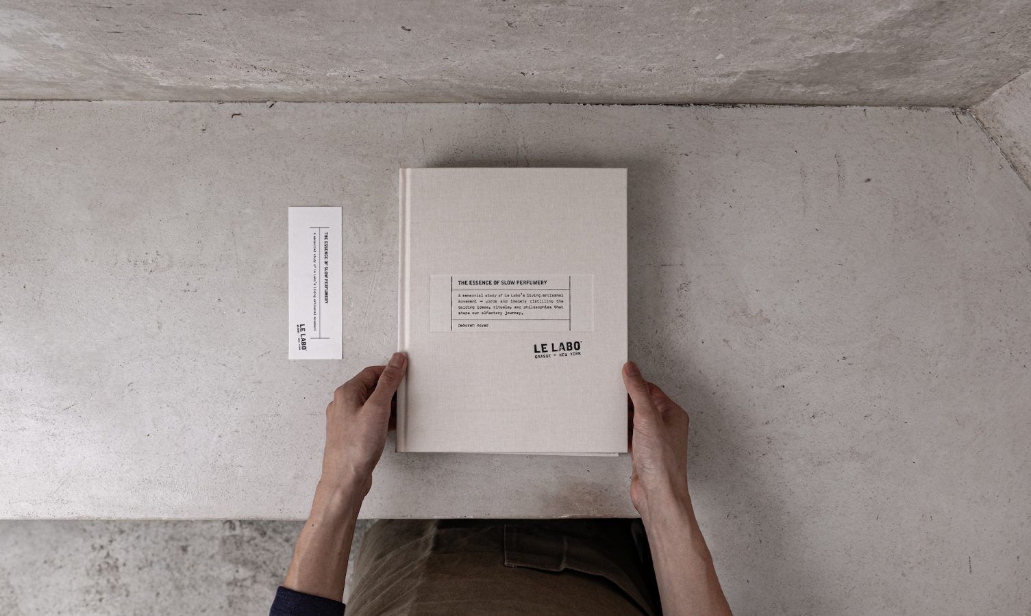 文学・小説 LE LABO THE ESSENCE OF SLOW PERFUMERY Le Labo celebrates 20 years with 'The Essence of Slow Perfumery' book