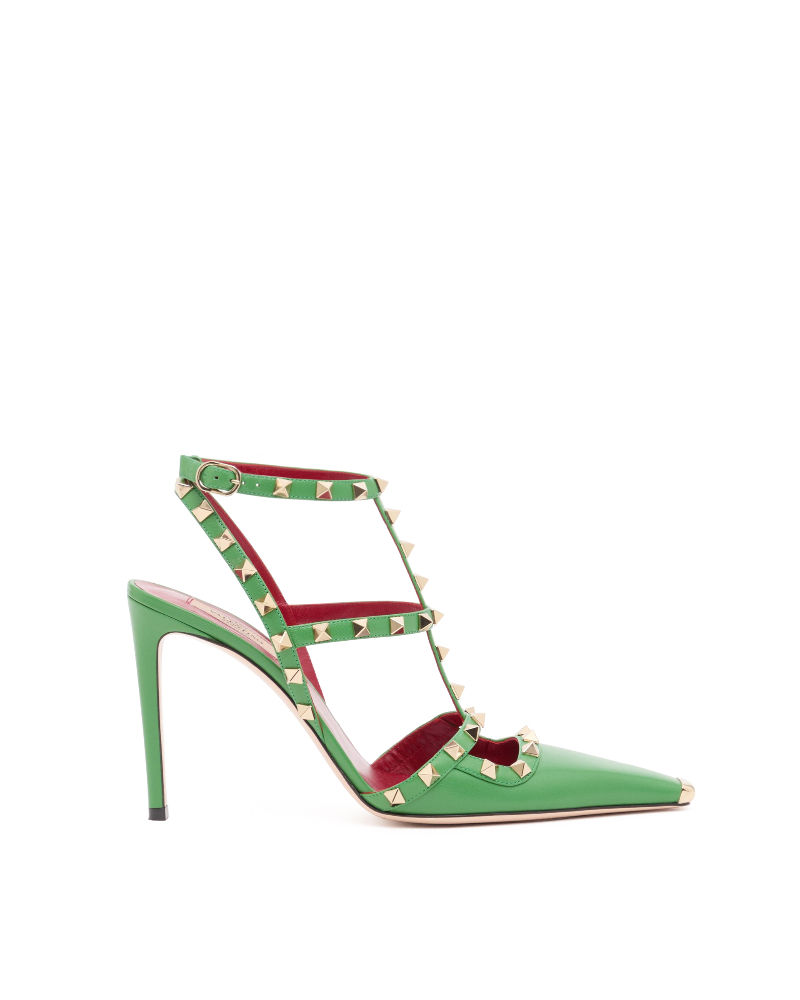Valentino Garavani Rockstud Pumps make a pre-fall 2026 return