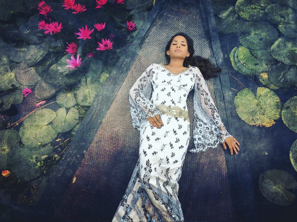 Be a pro smartphone photographer: A masterclass by the ace Sephi Bergerson