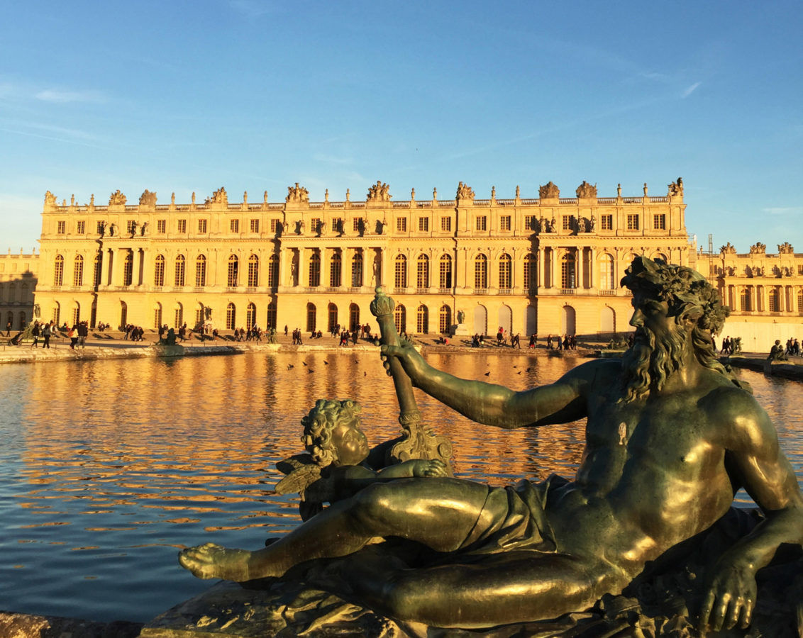 The Palace of Versailles is now giving a free virtual reality tour