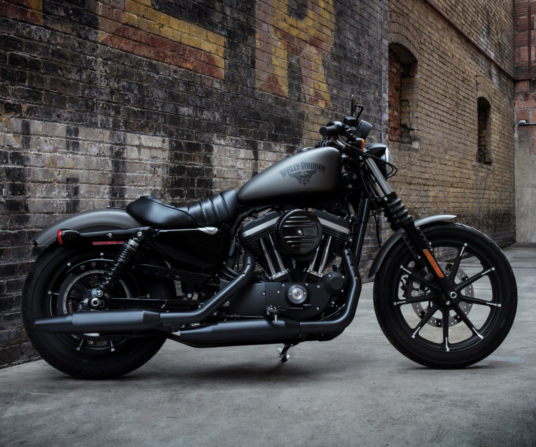 Harley davidson deals under 10 lakh