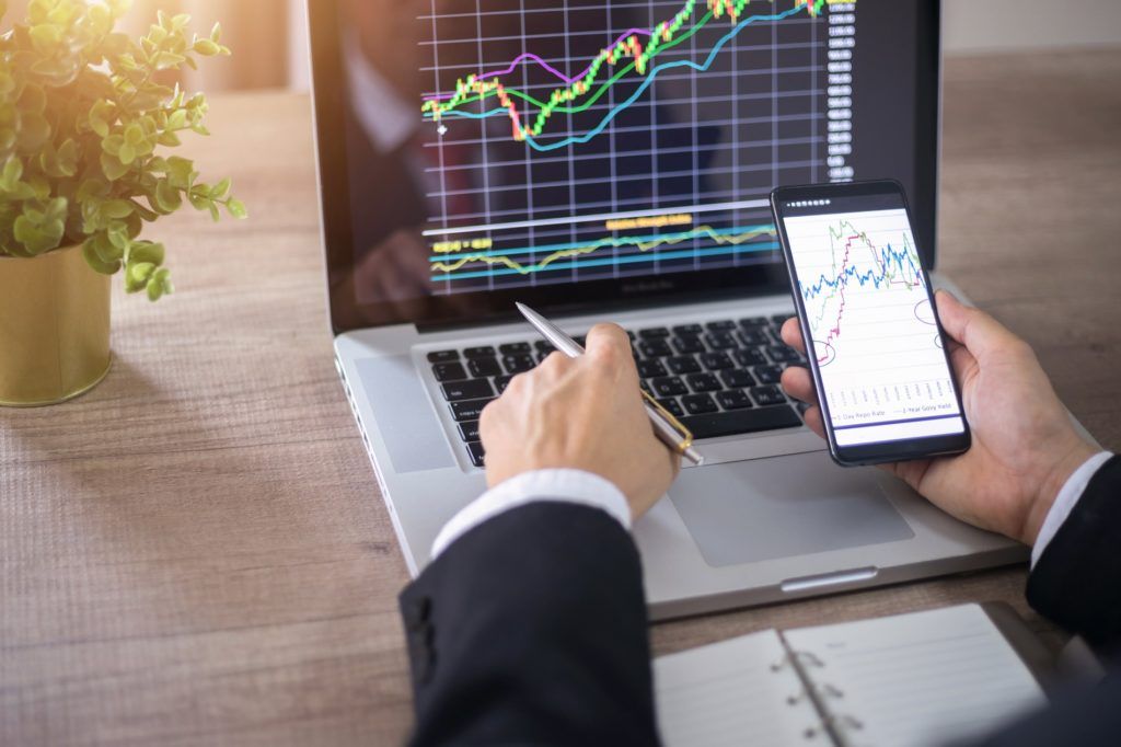 The two most popular mutual fund types, what do they mean?
