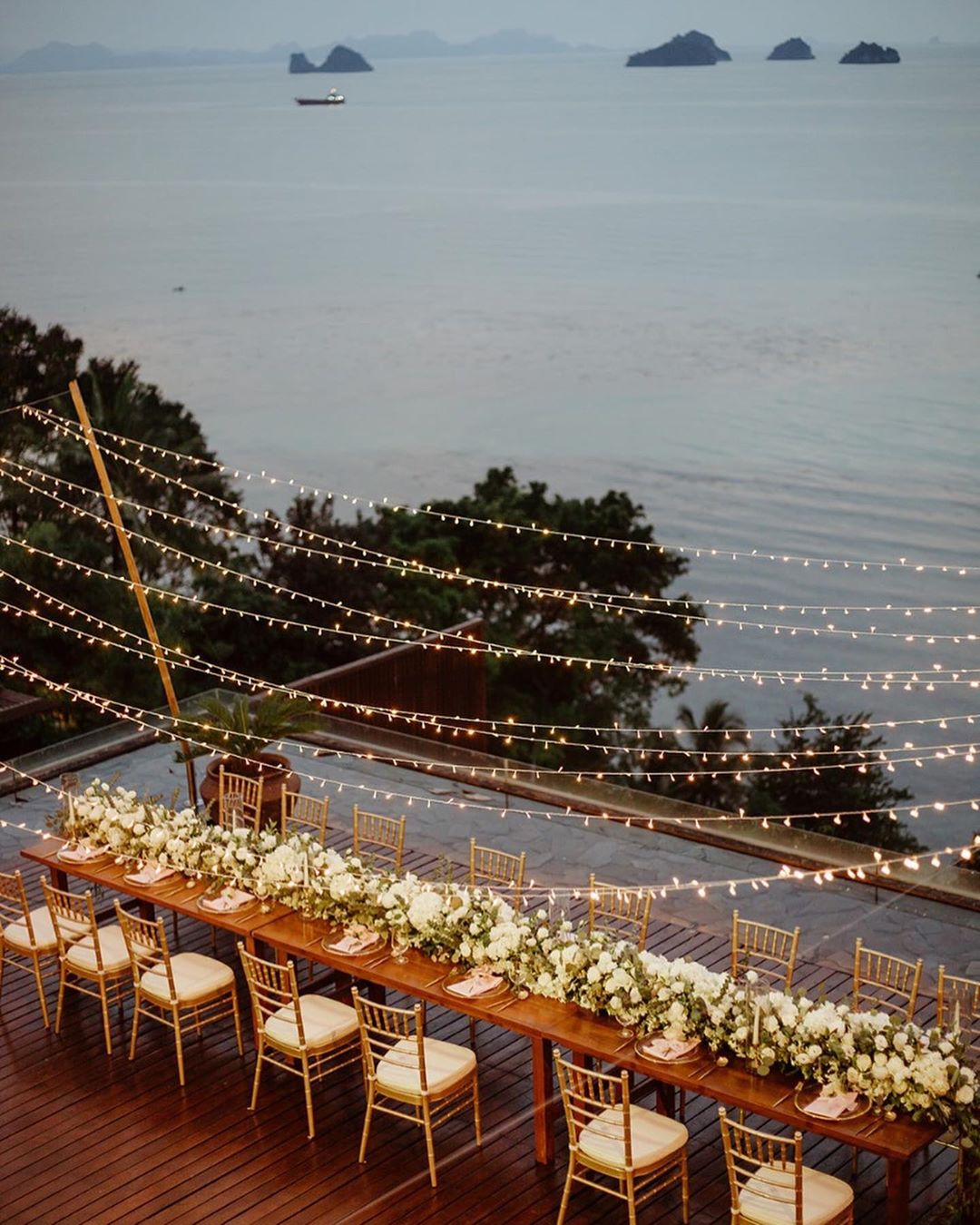 Intimate backyard weddings for 2020? 8 cool ideas to try