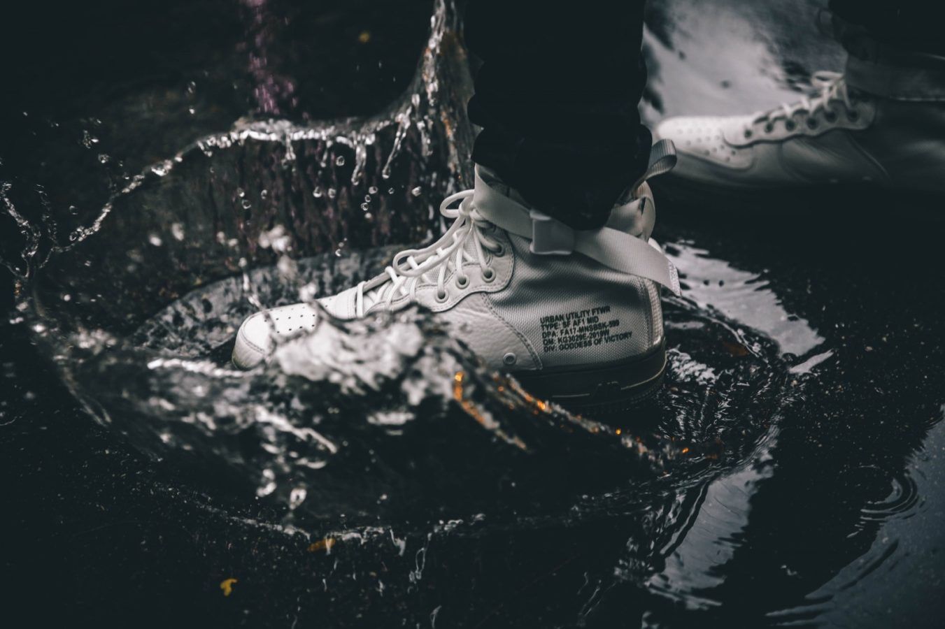 Nano Technology Waterproof Spray - best shoe waterproofer