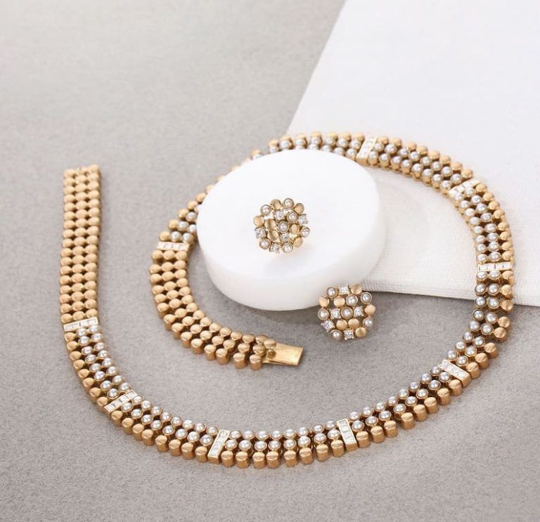 Best jewellery stores in Chennai creating South Indian traditional jewels