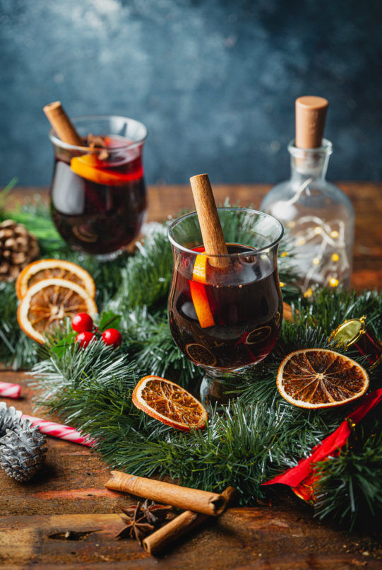 4 Celebrity Chefs Gave Us Their Mulled Wine Recipes For This Festive Season