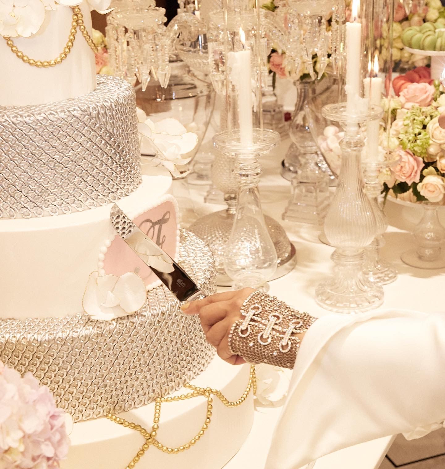 How to throw a theme party for grownups according to Farhana Bodi