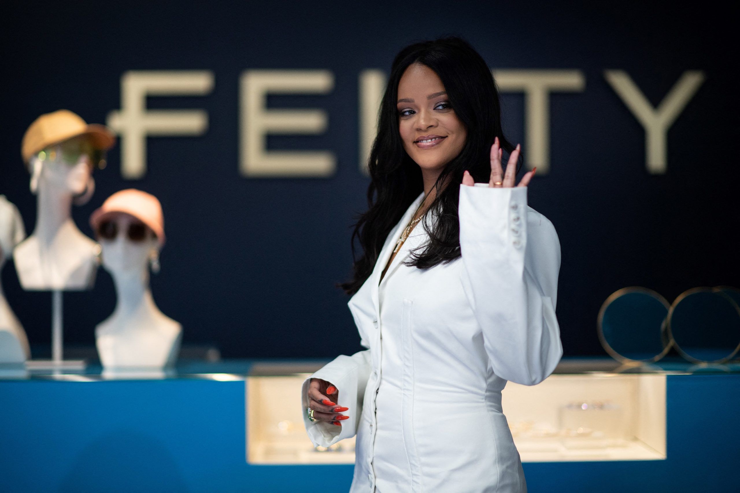 Rihanna's Fenty fashion collection on hold at LVMH