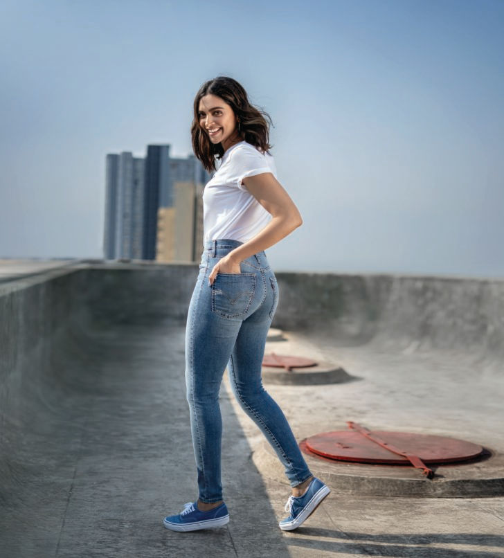 Approved Deepika Solo Image Levis x Deepika Padukone