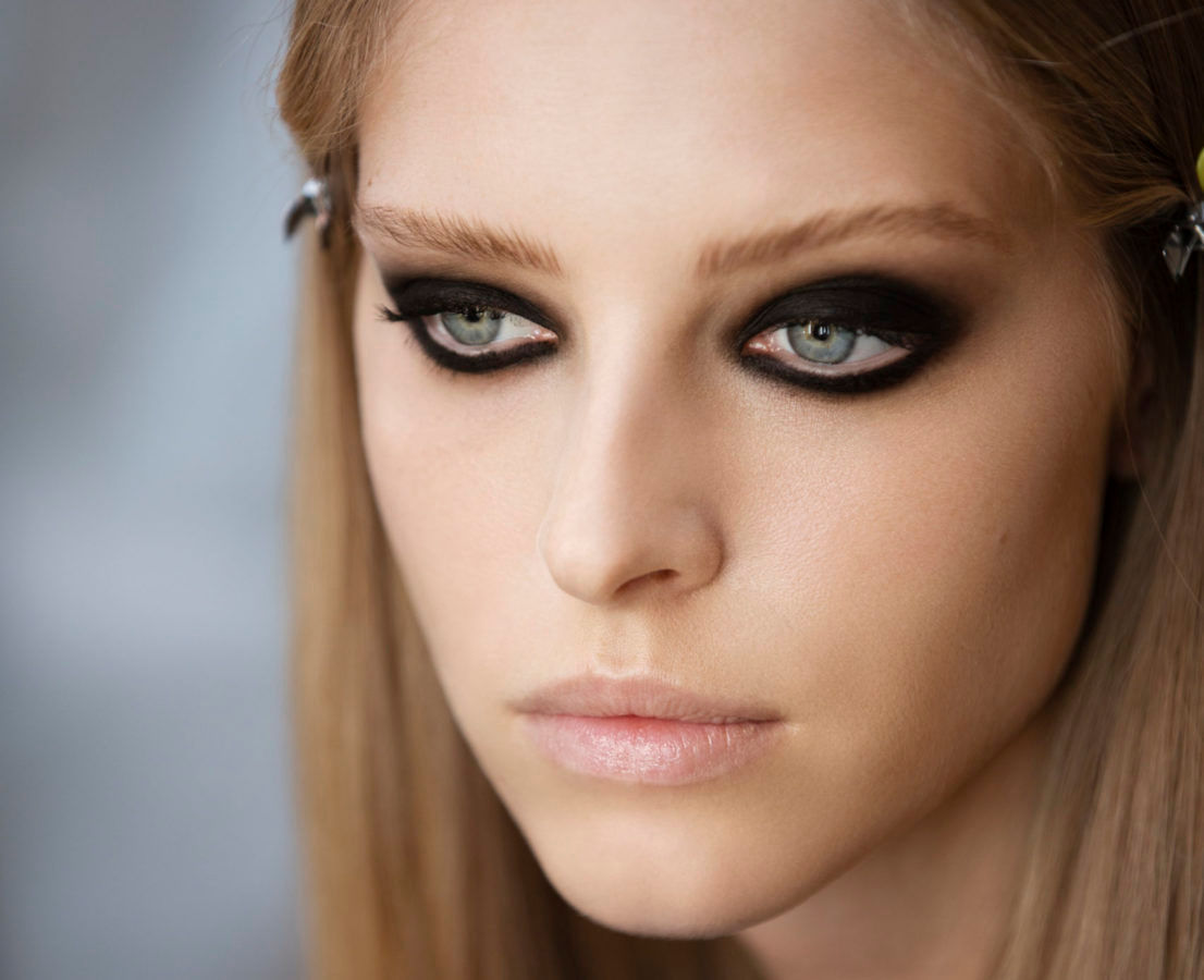 Kohl-rimmed eyes rule, thanks to Chanel's Fall-Winter 21/22 show