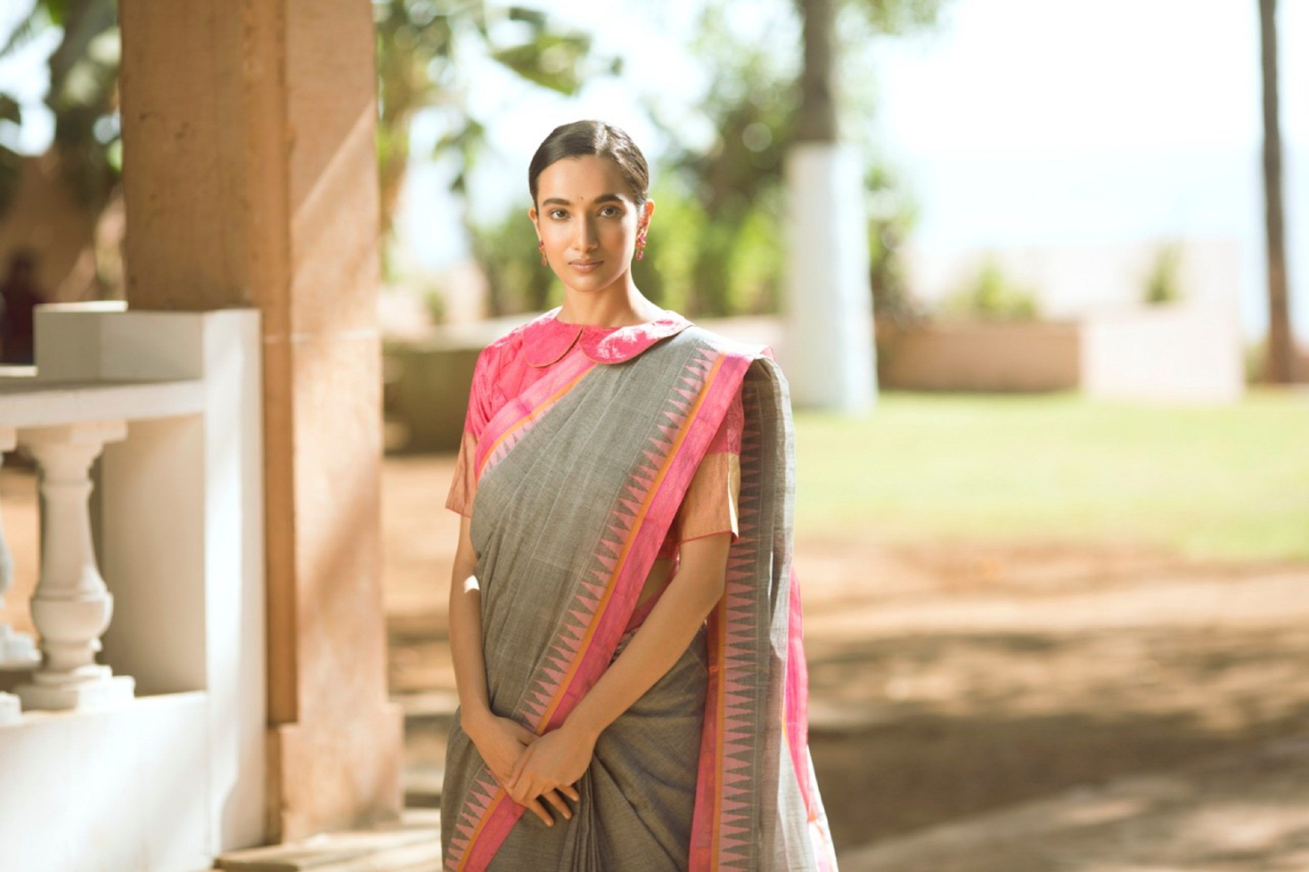 Handloom cotton sari styles for hot summer months