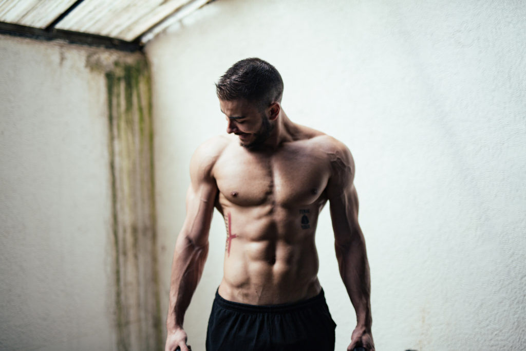 How to literally breathe your way into building six-pack abs (Well, kind of)