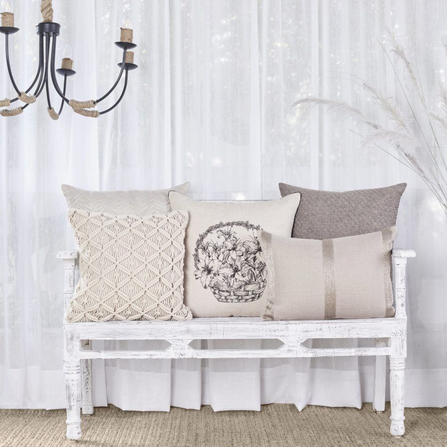 What is farmhouse décor? Plus, products to help you achieve the look at home